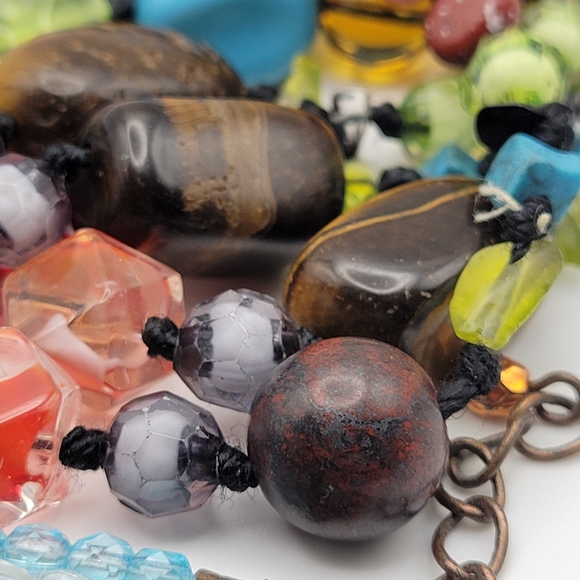 Beautiful & Colorful Beaded Necklace and Bracelet Set Middle is Cookie Lee - Picture 9 of 13